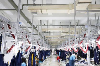 厲害了，我的客戶(hù)！這個(gè)服裝廠里面有博覽館?還是AAA級(jí)景區(qū)！ 衣拿智能官方 5月18日